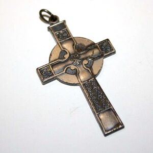 Vintage Silver Celtic Cross Pendant